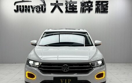 Volkswagen T-Roc I, 2022 год, 1 611 000 рублей, 2 фотография