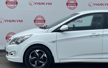 Hyundai Solaris II рестайлинг, 2015 год, 1 129 000 рублей, 12 фотография