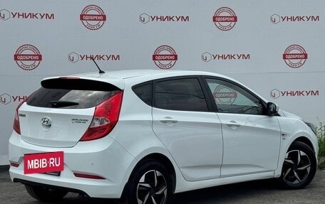 Hyundai Solaris II рестайлинг, 2015 год, 1 129 000 рублей, 5 фотография
