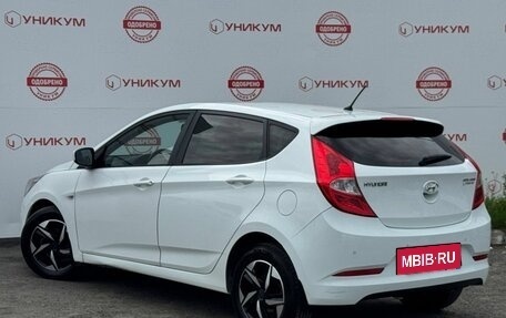 Hyundai Solaris II рестайлинг, 2015 год, 1 129 000 рублей, 3 фотография