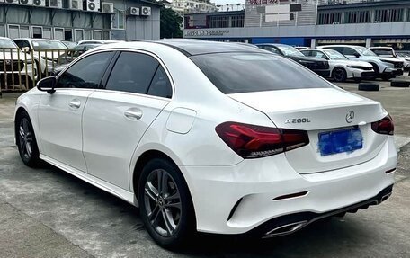 Mercedes-Benz A-Класс, 2022 год, 1 830 000 рублей, 6 фотография