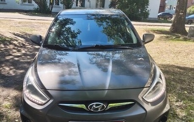 Hyundai Solaris II рестайлинг, 2013 год, 750 000 рублей, 1 фотография