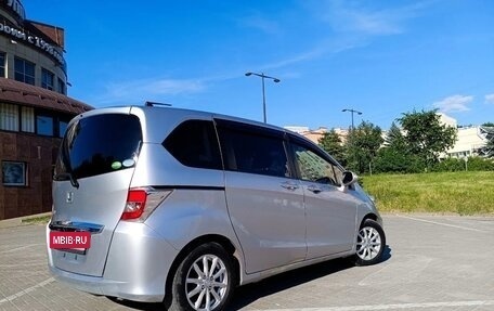 Honda Freed I, 2015 год, 1 470 000 рублей, 11 фотография
