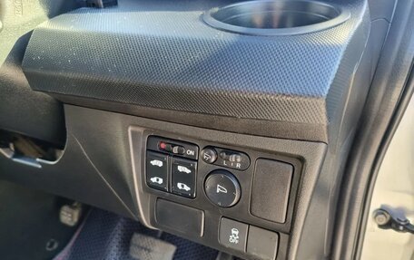 Honda Freed I, 2015 год, 1 470 000 рублей, 25 фотография