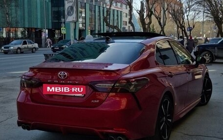 Toyota Camry, 2019 год, 2 750 000 рублей, 4 фотография