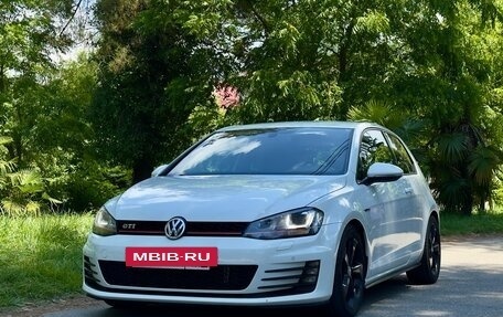 Volkswagen Golf GTI VII, 2013 год, 1 650 000 рублей, 2 фотография