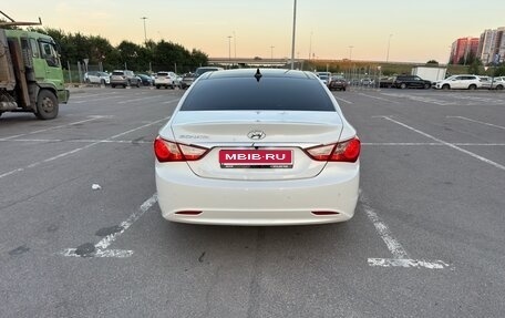 Hyundai Sonata VI, 2010 год, 1 350 000 рублей, 5 фотография