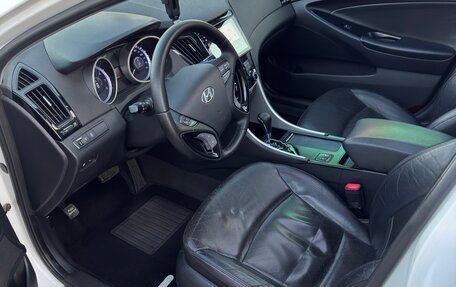 Hyundai Sonata VI, 2010 год, 1 350 000 рублей, 17 фотография