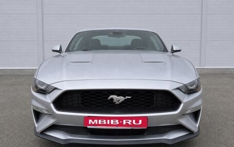 Ford Mustang VI рестайлинг, 2021 год, 3 600 000 рублей, 2 фотография