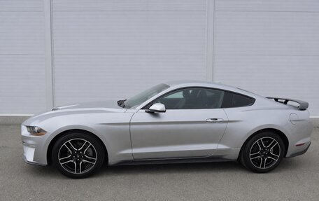 Ford Mustang VI рестайлинг, 2021 год, 3 600 000 рублей, 5 фотография