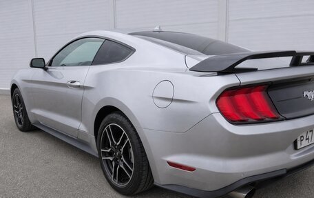 Ford Mustang VI рестайлинг, 2021 год, 3 600 000 рублей, 9 фотография