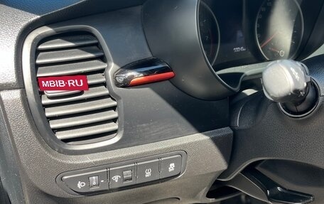 KIA Rio IV, 2019 год, 1 620 000 рублей, 12 фотография