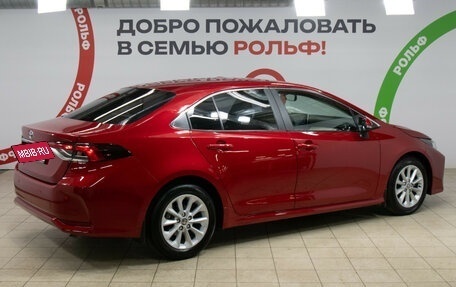 Toyota Corolla, 2021 год, 2 350 000 рублей, 4 фотография