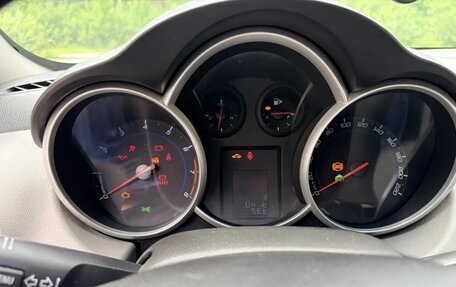 Chevrolet Cruze II, 2011 год, 750 000 рублей, 6 фотография