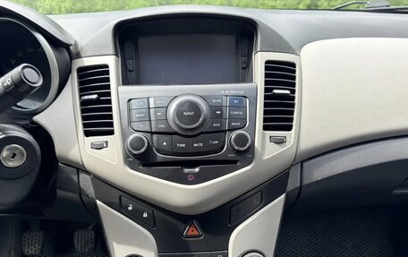 Chevrolet Cruze II, 2011 год, 750 000 рублей, 8 фотография