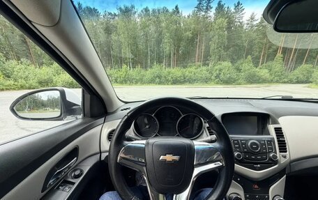 Chevrolet Cruze II, 2011 год, 750 000 рублей, 15 фотография