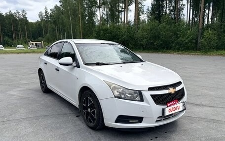 Chevrolet Cruze II, 2011 год, 750 000 рублей, 18 фотография