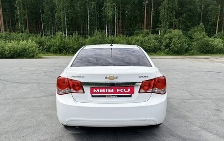 Chevrolet Cruze II, 2011 год, 750 000 рублей, 24 фотография