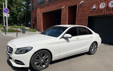 Mercedes-Benz C-Класс, 2015 год, 1 900 000 рублей, 3 фотография