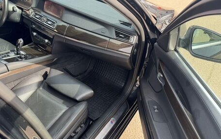 BMW 7 серия, 2010 год, 1 000 000 рублей, 4 фотография