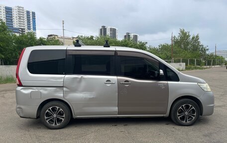 Nissan Serena III, 2010 год, 780 000 рублей, 6 фотография