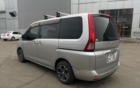 Nissan Serena III, 2010 год, 780 000 рублей, 3 фотография