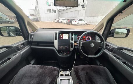 Nissan Serena III, 2010 год, 780 000 рублей, 14 фотография