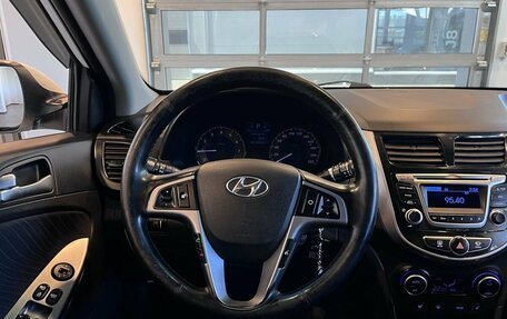 Hyundai Solaris II рестайлинг, 2015 год, 675 000 рублей, 5 фотография