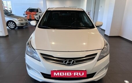 Hyundai Solaris II рестайлинг, 2015 год, 675 000 рублей, 3 фотография