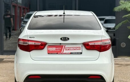 KIA Rio III рестайлинг, 2012 год, 700 000 рублей, 10 фотография