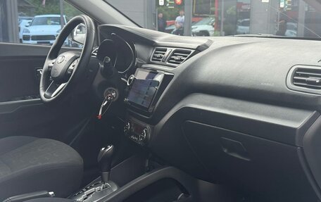 KIA Rio III рестайлинг, 2012 год, 700 000 рублей, 30 фотография