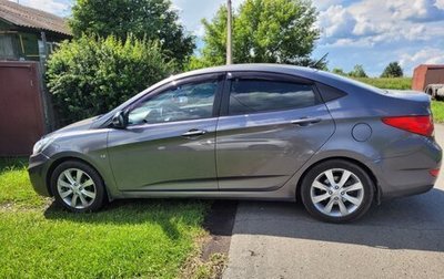 Hyundai Solaris II рестайлинг, 2011 год, 800 000 рублей, 1 фотография