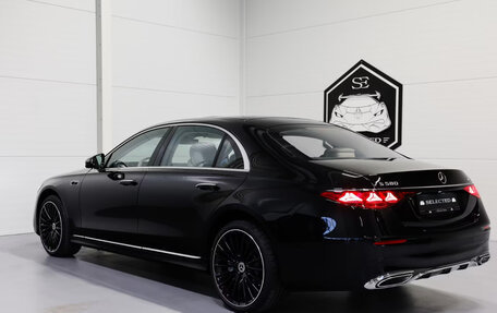 Mercedes-Benz S-Класс, 2026 год, 26 680 000 рублей, 18 фотография