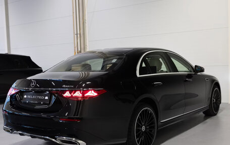 Mercedes-Benz S-Класс, 2026 год, 26 680 000 рублей, 16 фотография