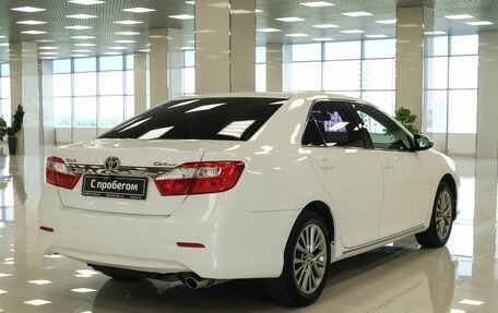 Toyota Camry, 2013 год, 1 800 000 рублей, 2 фотография