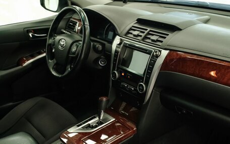 Toyota Camry, 2013 год, 1 800 000 рублей, 14 фотография