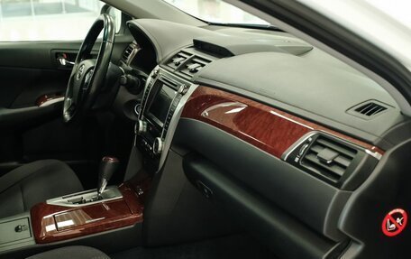 Toyota Camry, 2013 год, 1 800 000 рублей, 17 фотография