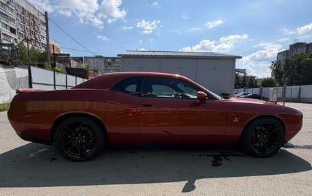 Dodge Challenger III рестайлинг 2, 2021 год, 6 500 000 рублей, 7 фотография