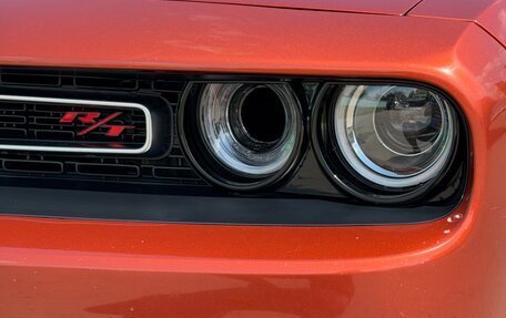 Dodge Challenger III рестайлинг 2, 2021 год, 6 500 000 рублей, 10 фотография