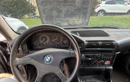 BMW 5 серия, 1990 год, 350 000 рублей, 16 фотография