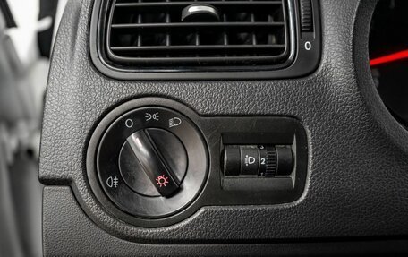 Volkswagen Polo VI (EU Market), 2019 год, 975 000 рублей, 16 фотография