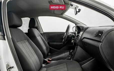 Volkswagen Polo VI (EU Market), 2019 год, 975 000 рублей, 7 фотография