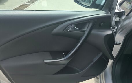 Opel Astra J, 2014 год, 565 000 рублей, 13 фотография