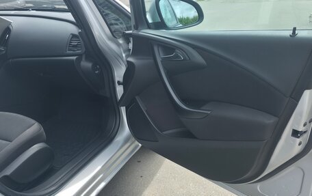Opel Astra J, 2014 год, 565 000 рублей, 19 фотография