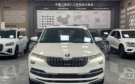 Skoda Karoq I, 2022 год, 1 740 000 рублей, 2 фотография