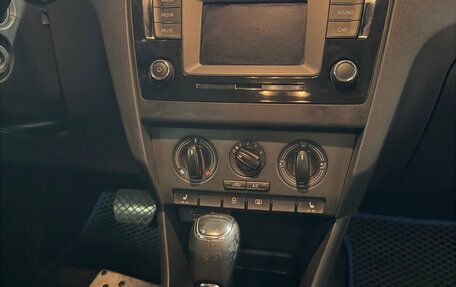 Skoda Rapid I, 2016 год, 1 050 000 рублей, 12 фотография