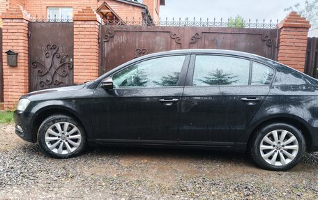 Volkswagen Passat B7, 2011 год, 990 000 рублей, 3 фотография