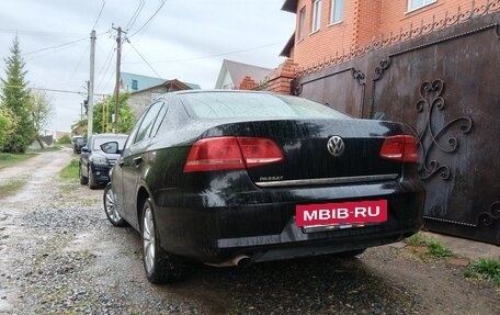 Volkswagen Passat B7, 2011 год, 990 000 рублей, 4 фотография