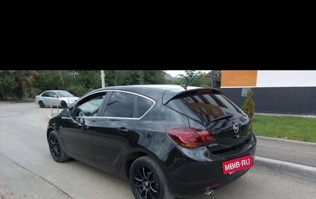 Opel Astra J, 2011 год, 750 000 рублей, 12 фотография