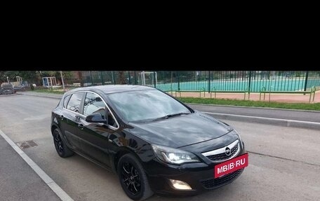 Opel Astra J, 2011 год, 750 000 рублей, 10 фотография